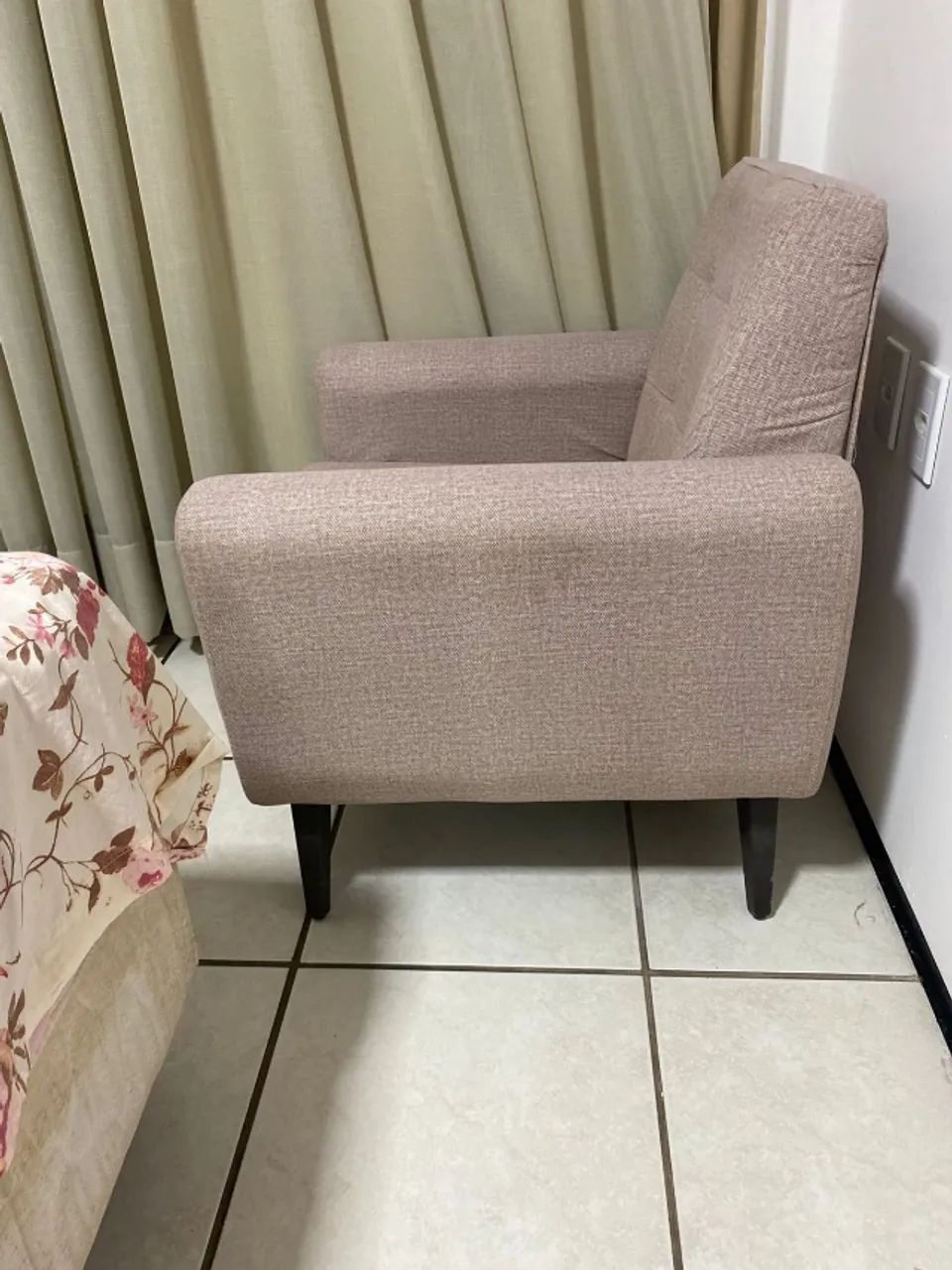 Poltrona em linho bege - Foto 3