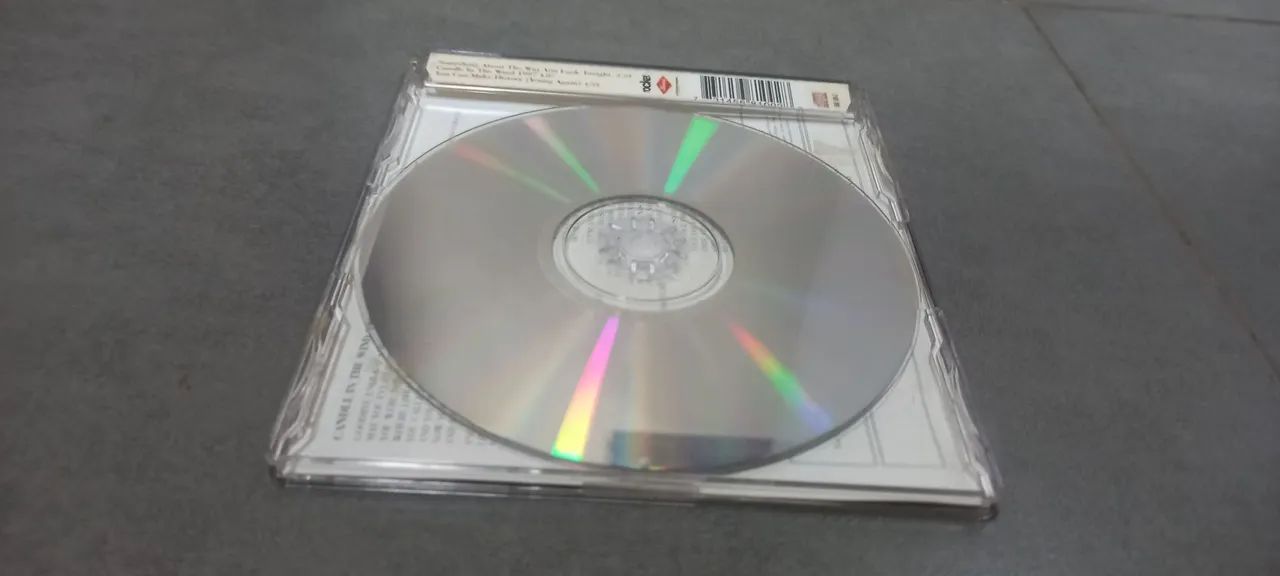 CD Elton John original  - Foto 2