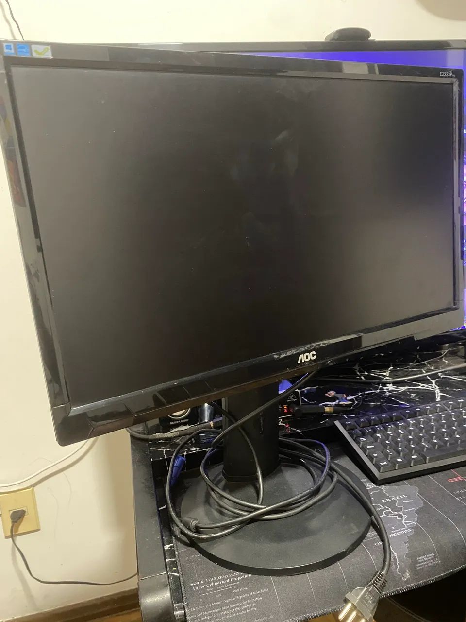 Monitor AOC LCD E2223PWD 21 Polegadas