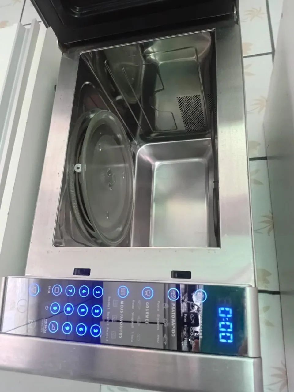 Microondas Electrolux $400 - Foto 4