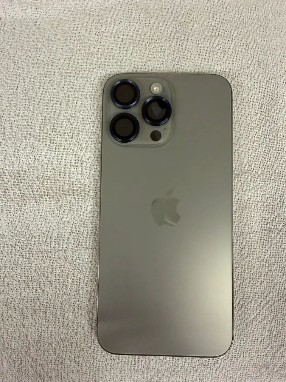 Apple IPhone 15 Pro Max 256gb Titânio  - Foto 2