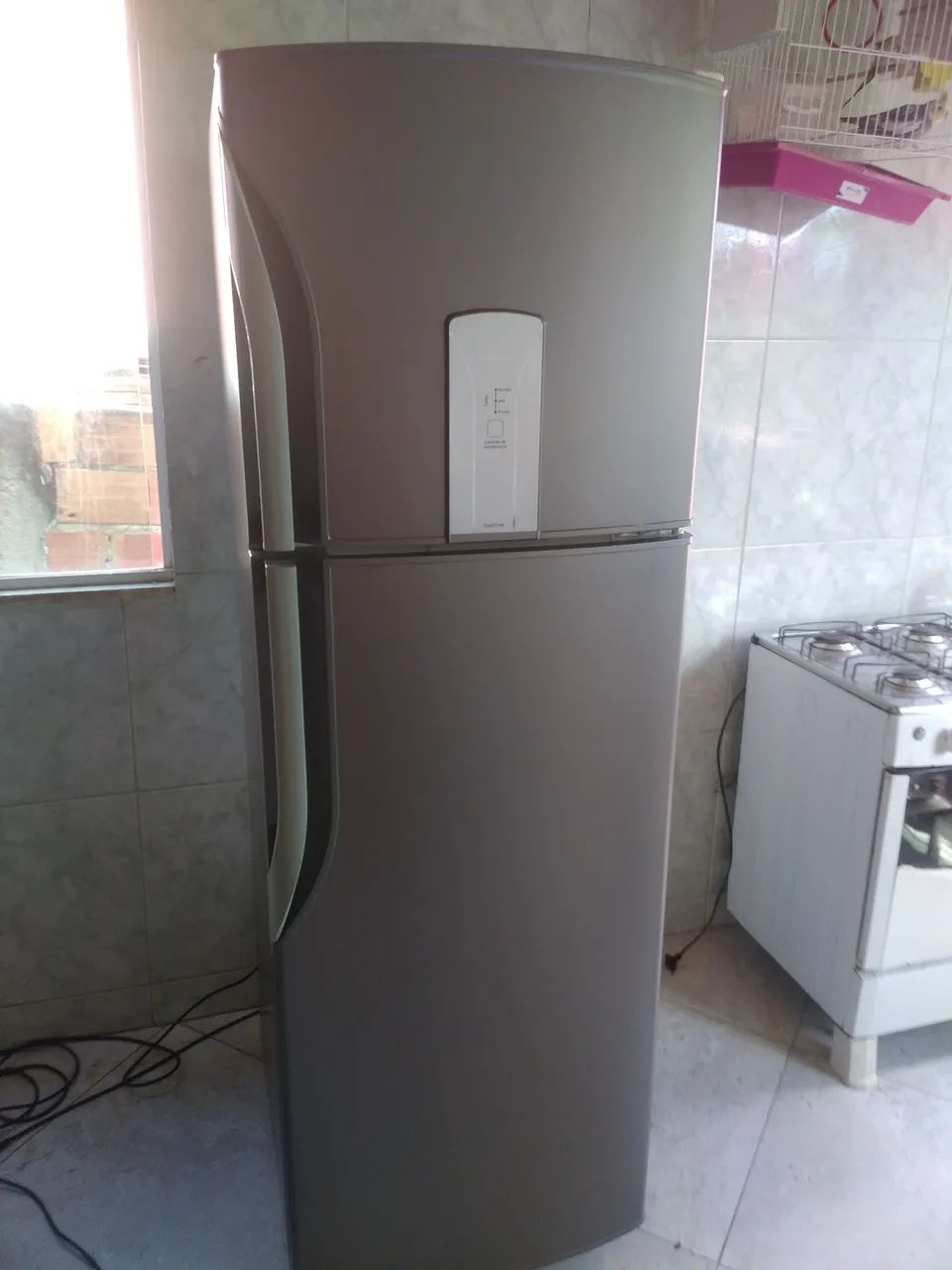 Plotagem geladeira  - Foto 3