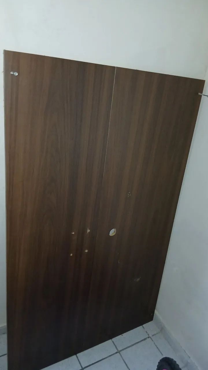 Painel simples, em ótimo estado! 