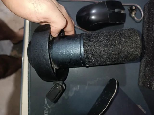 Microfone Dinâmico Fifine K688, Cardióide, USB Tipo-C e XLR com Braço Articulado - Foto 4