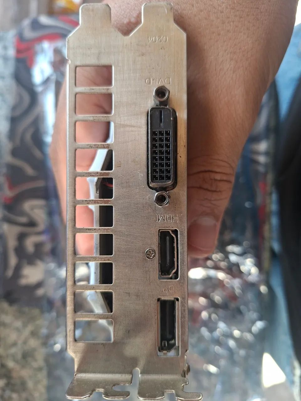 GTX 1050 - Foto 2