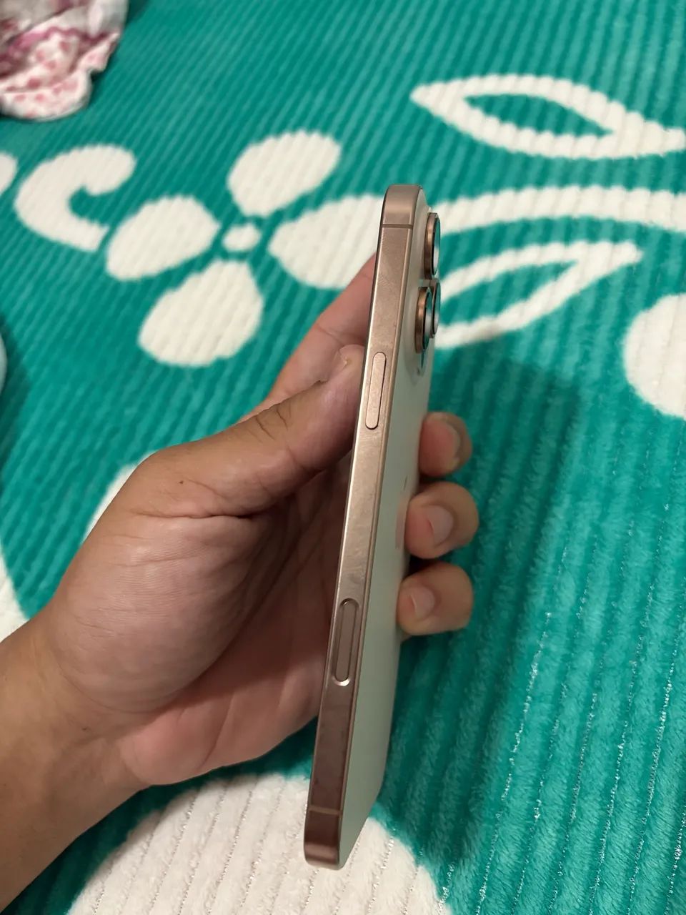 16 pro Max sem detalhe  - Foto 3
