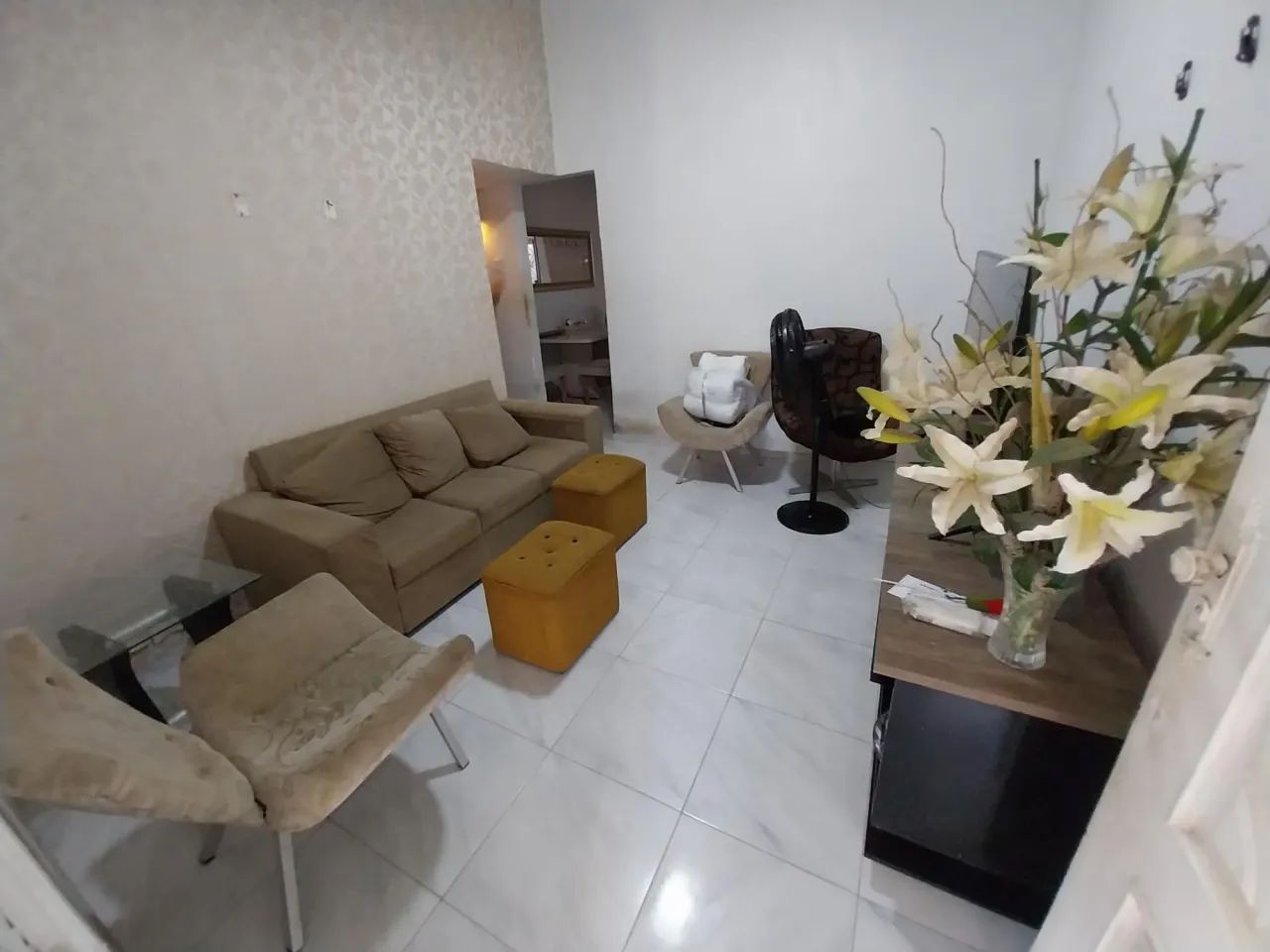 Casa plana com 3 quartos, 2 vagas - Foto 2