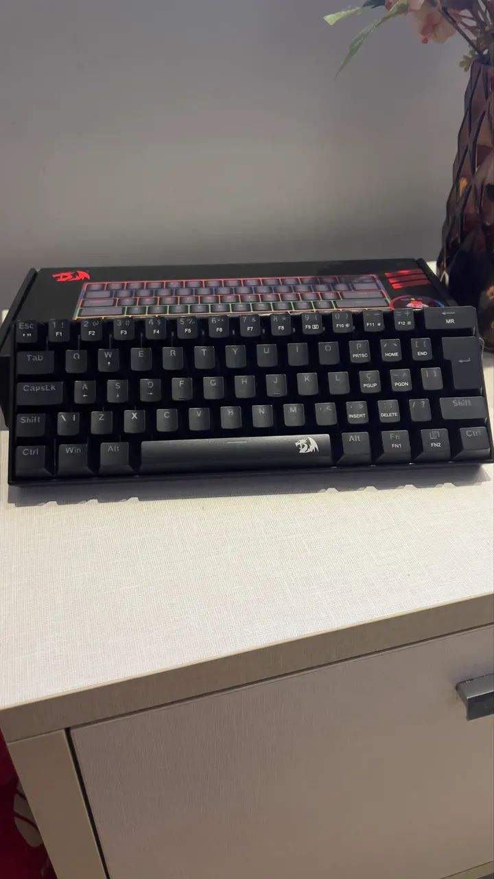 Teclado mecânico da Redragon Lakishmi