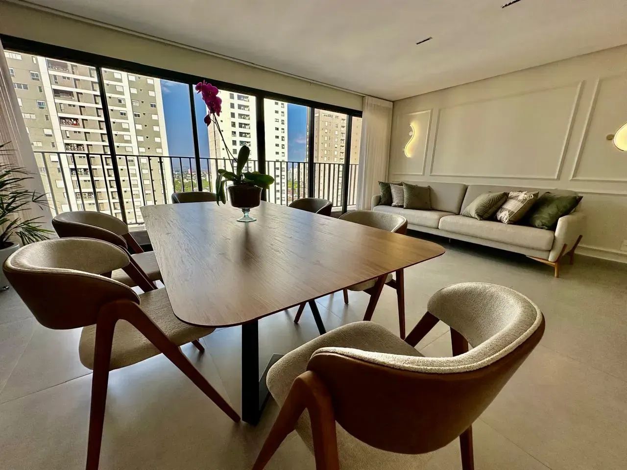 Apartamento, 140 m2, com 3 suítes, Sol da Manha, 23 andar, Mobiliado e Decorado - Foto 4