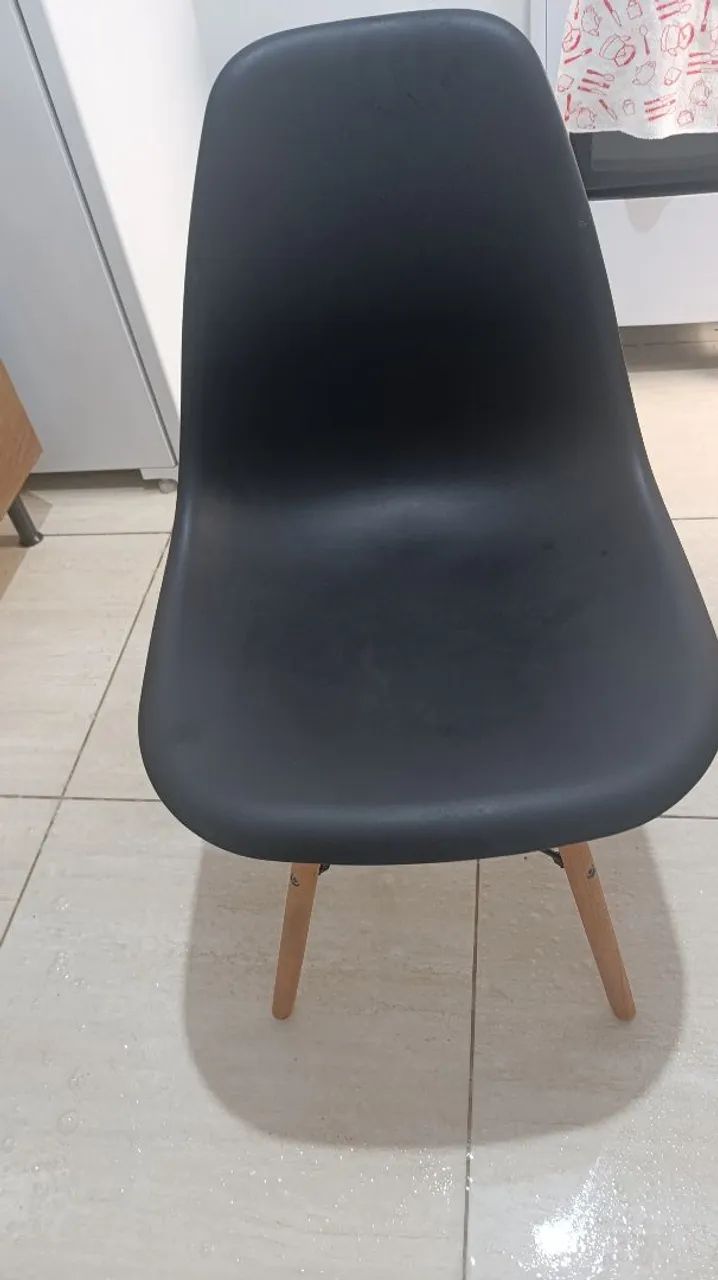 Vendo 2 cadeiras 