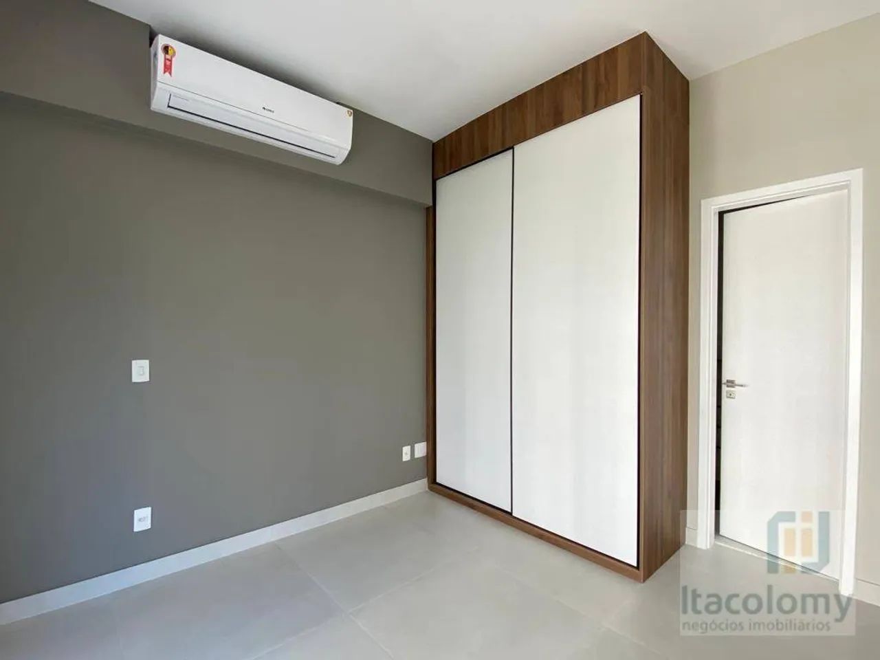Apartamento com 1 dormitório para alugar, 50 m² por R$ 4.484/mês - Edifício Trix Tamboré - - Foto 2