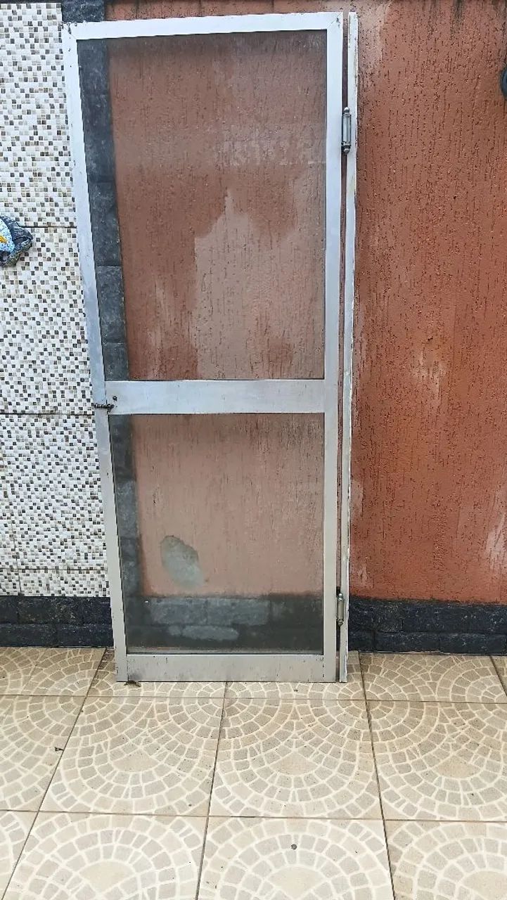 Porta de alumínio com vidro