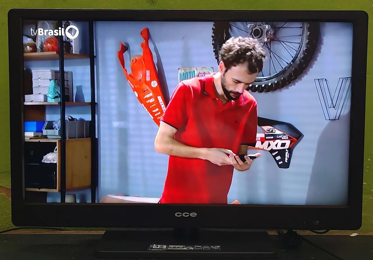 Tv led cce 32 polegadas  - Foto 5