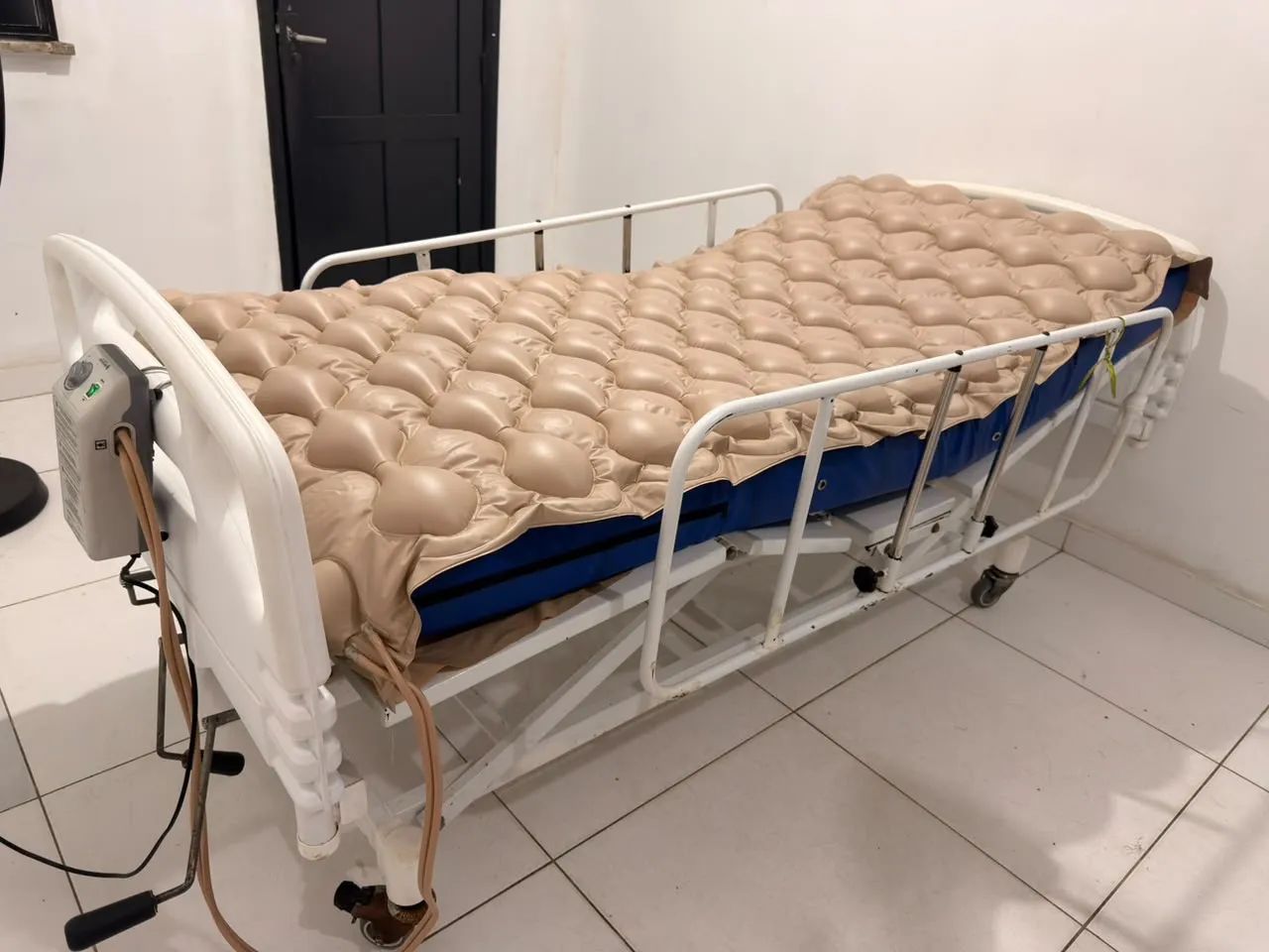 Cama hospitalar + colchão pneumático - Foto 4