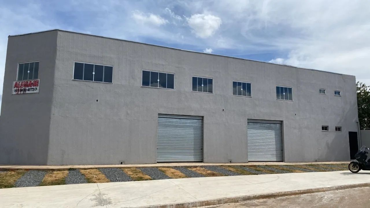 Galpão Av. Liberdade, 450m², Setor Garavelo. - Foto 2