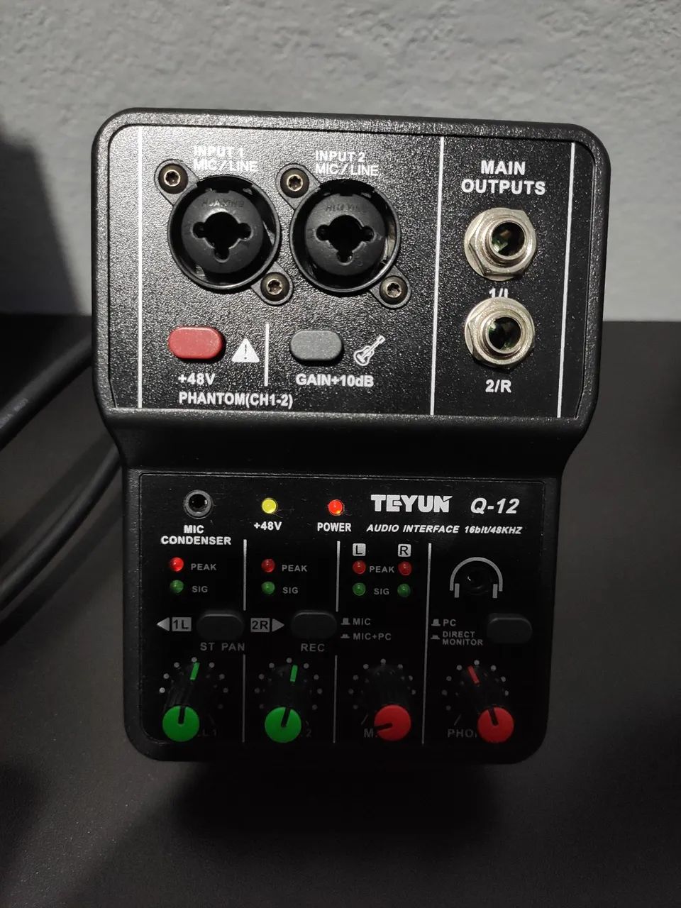 Interface de áudio tenyu Q12 
