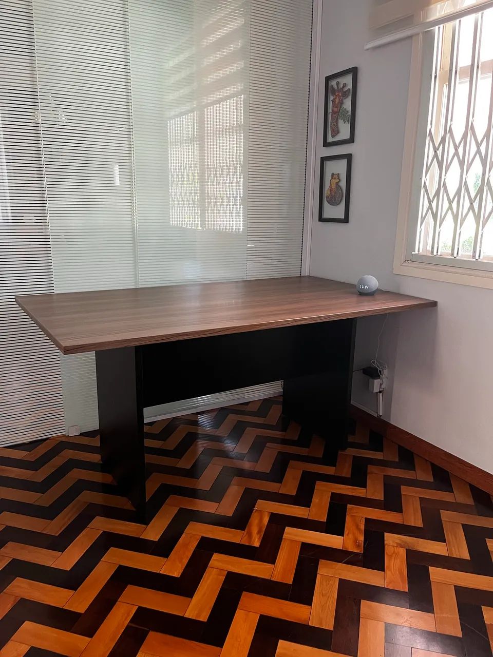 Mesa semi nova