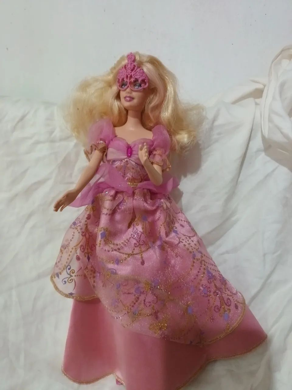 Boneca barbie  mosqueteira  perfeita . - Foto 2