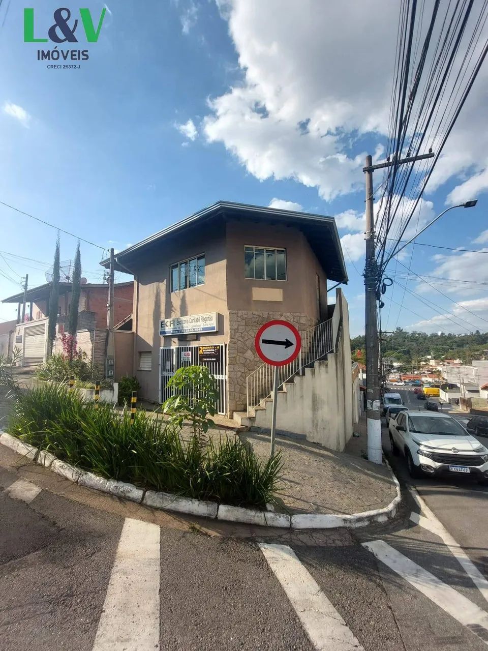 Salas disponíveis no piso inferior e piso superior para locação - Foto 2