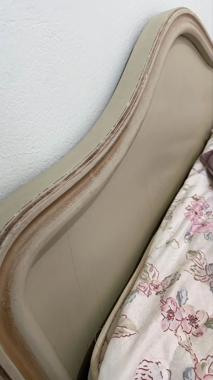 Cama ; criado mudo e mesa vintage  - Foto 2
