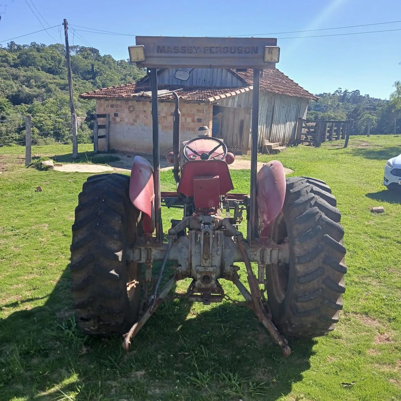 Trator 65x - Caminhões - Japira 1522288513 | OLX