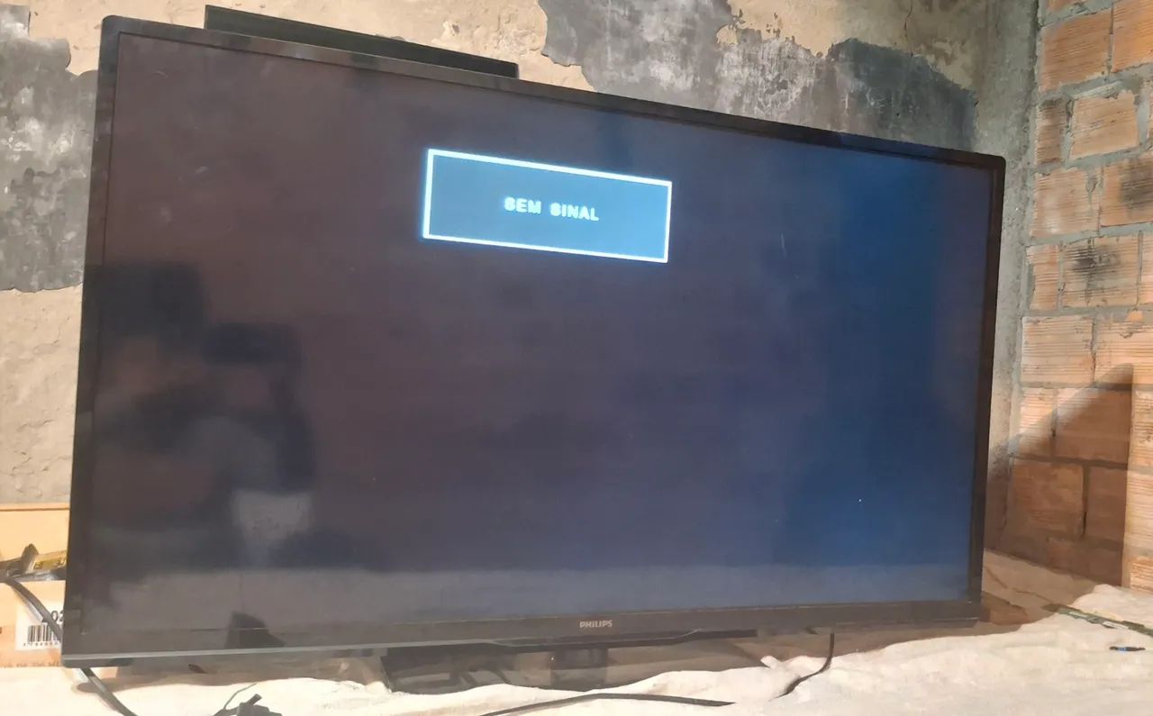 Tv philis nao e smart ja digital sem controle 46 polegadas  - Foto 4