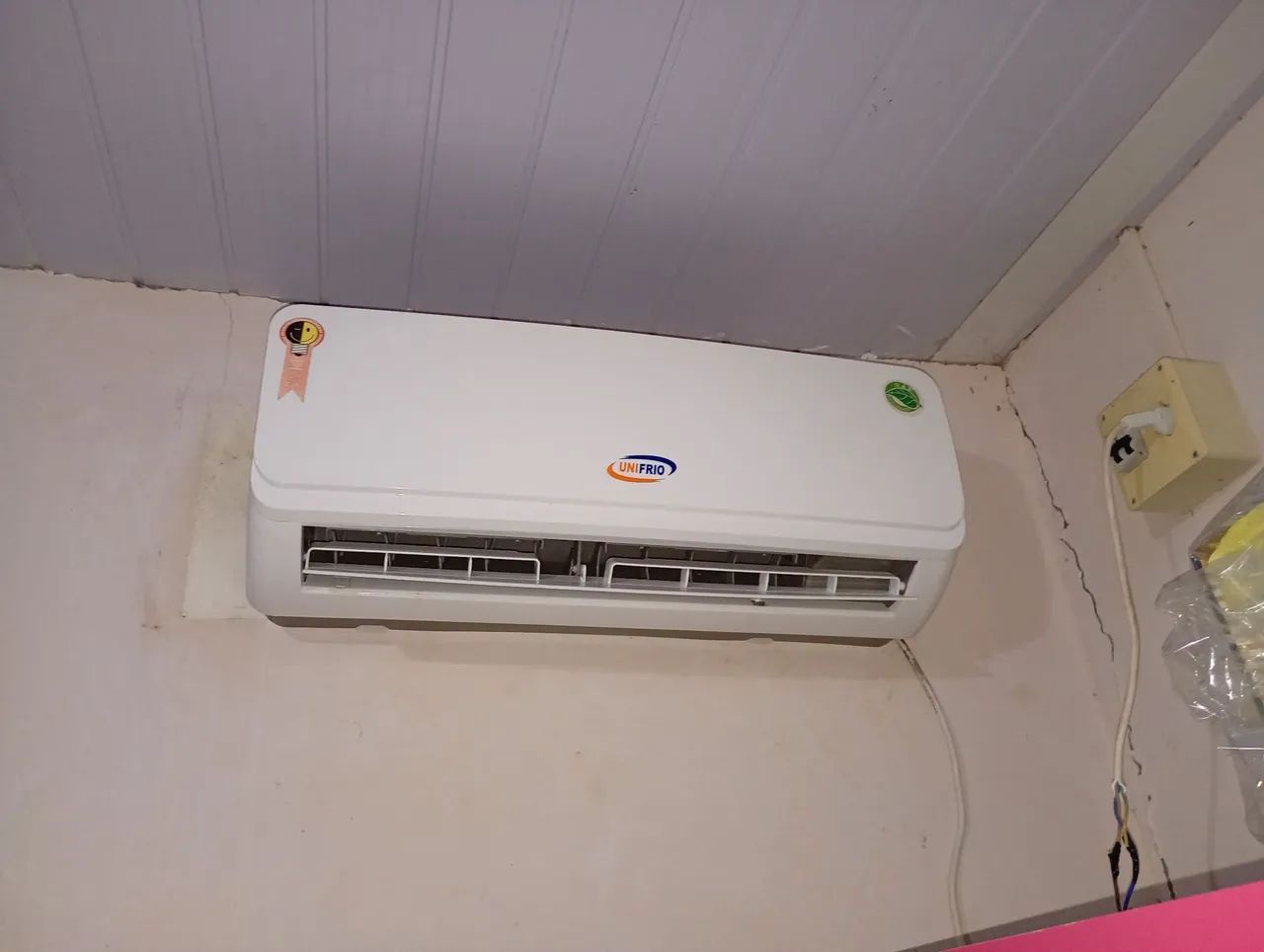 Central de ar 12 mil BTUs 700 ou 800 instalada 