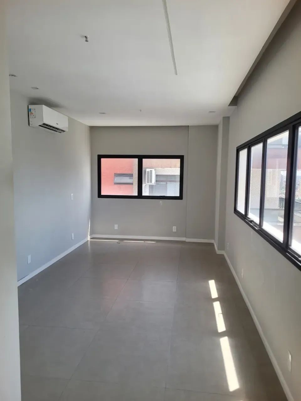 Arya Tower Alugo Sala com central de 18.000 btus - Foto 4