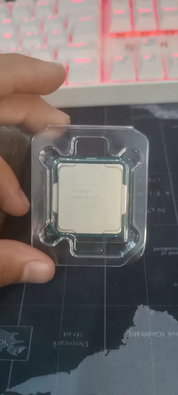 Processador Intel Core i3 10105F (10ª Geração) LGA 1200 - Perfeito Estado - Foto 4