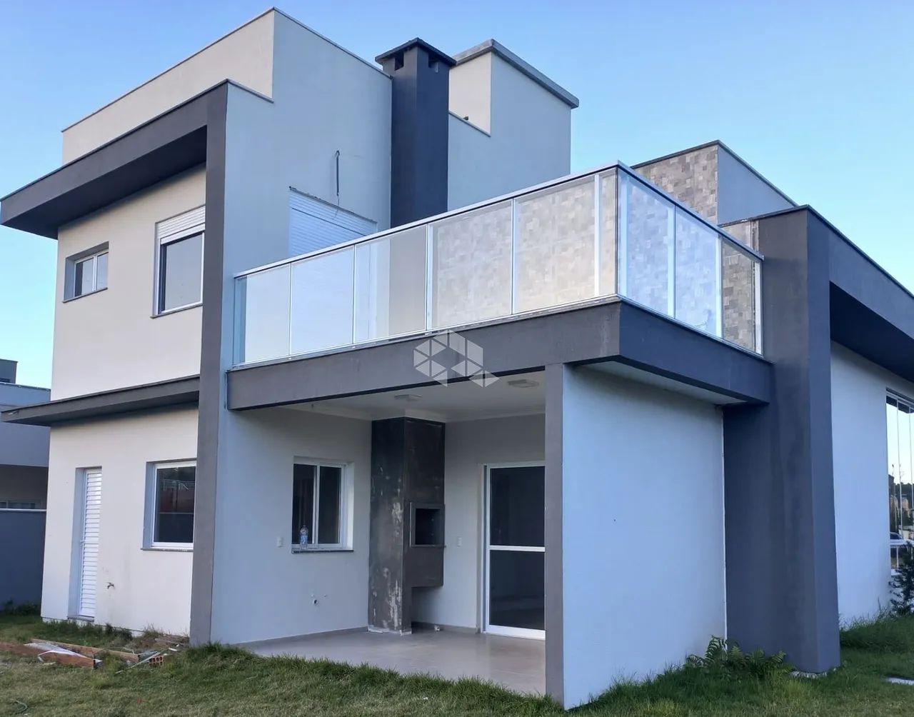 Casa com 3 dormitórios, 1 suíte e 2 demi suítes em condomínio Club. - Foto 5