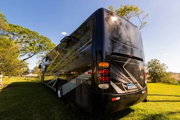 MOTORHOME dos sonhos a venda! Casa sobre rodas todo equipado para 9 pessoas! - Foto 2