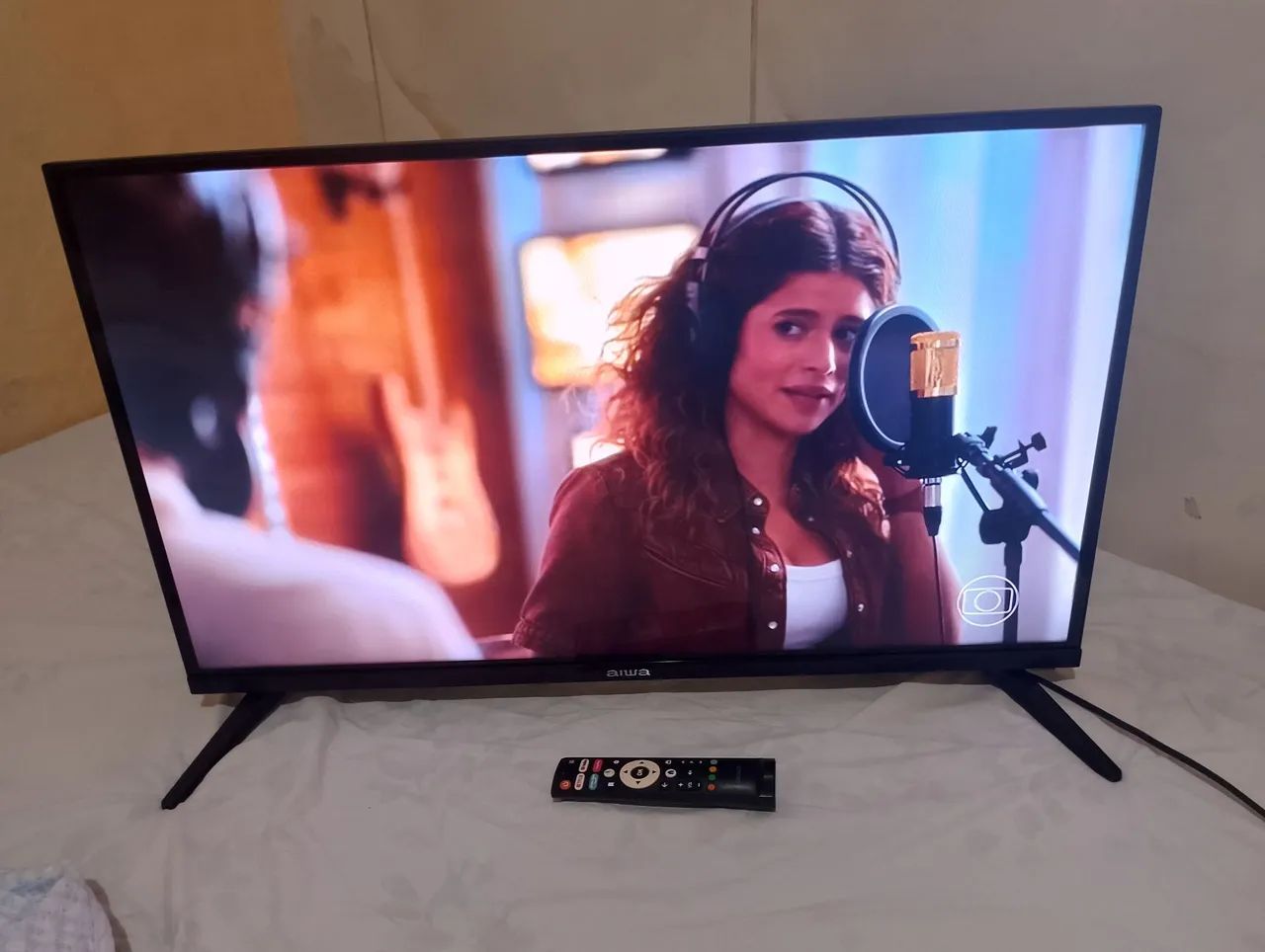 Vendo essa tv aiwa 32 polega  Nova - Foto 6