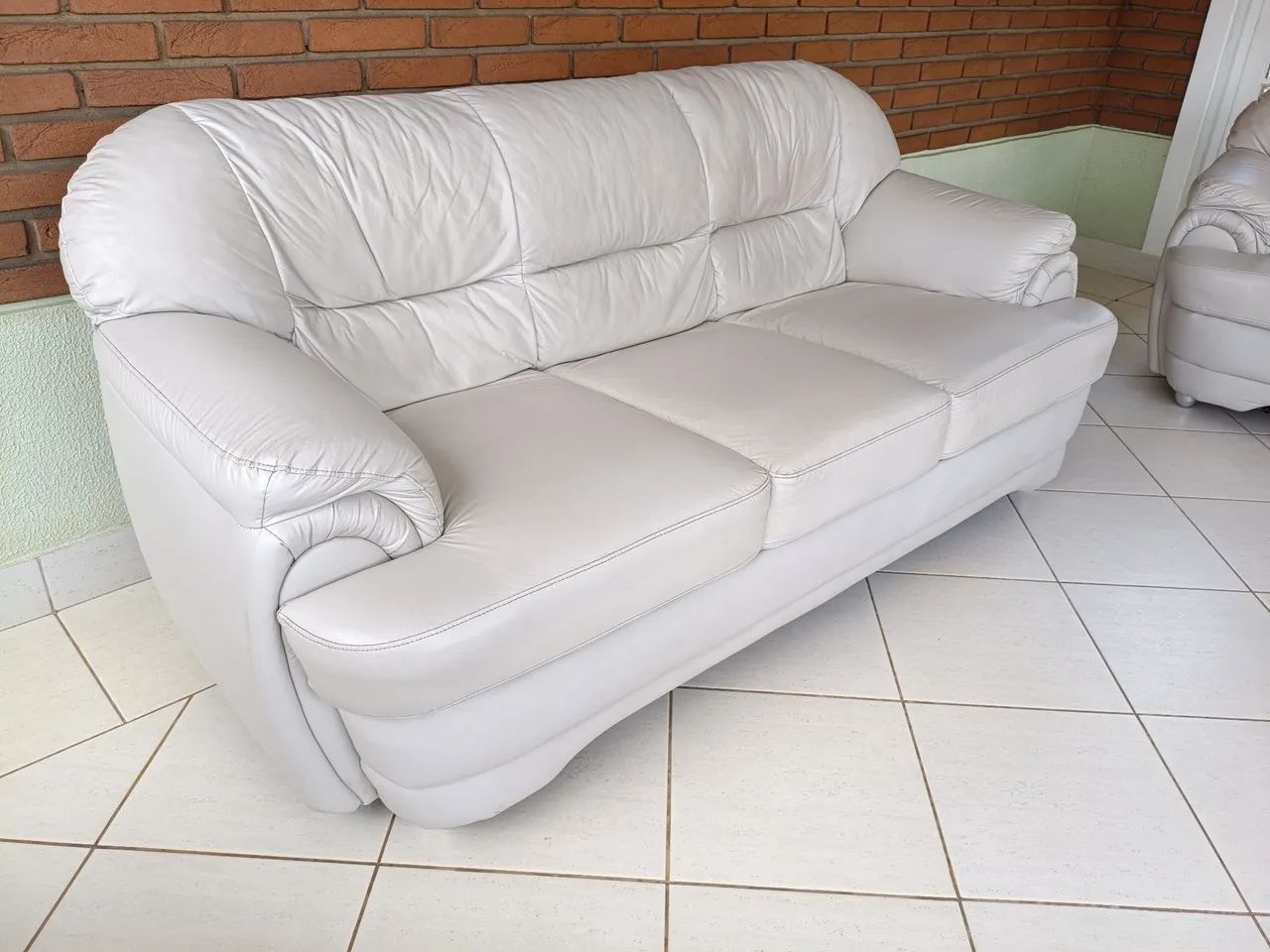 Conjunto de Sofá 3 e 2 Lugares - Estado de Novo! - Foto 4