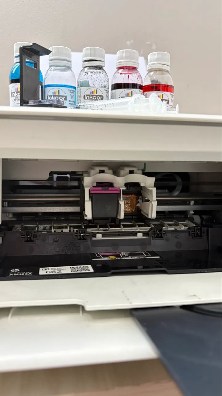 Impressora HP Deskjet Ink Advantage 2545 - Foto 3