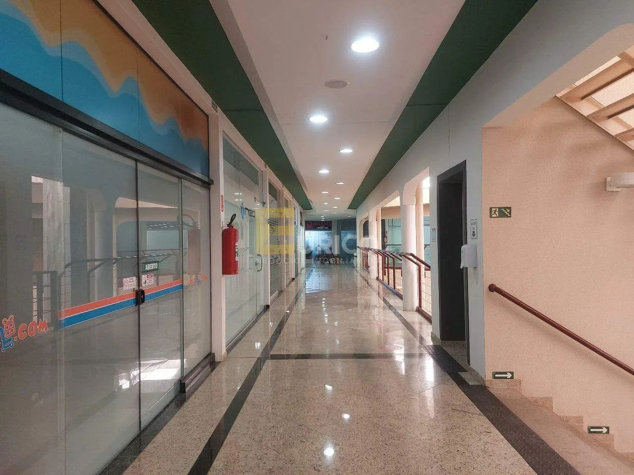 Sala à venda no Centro Comercial Caribe Center em Valinhos/SP - Foto 5
