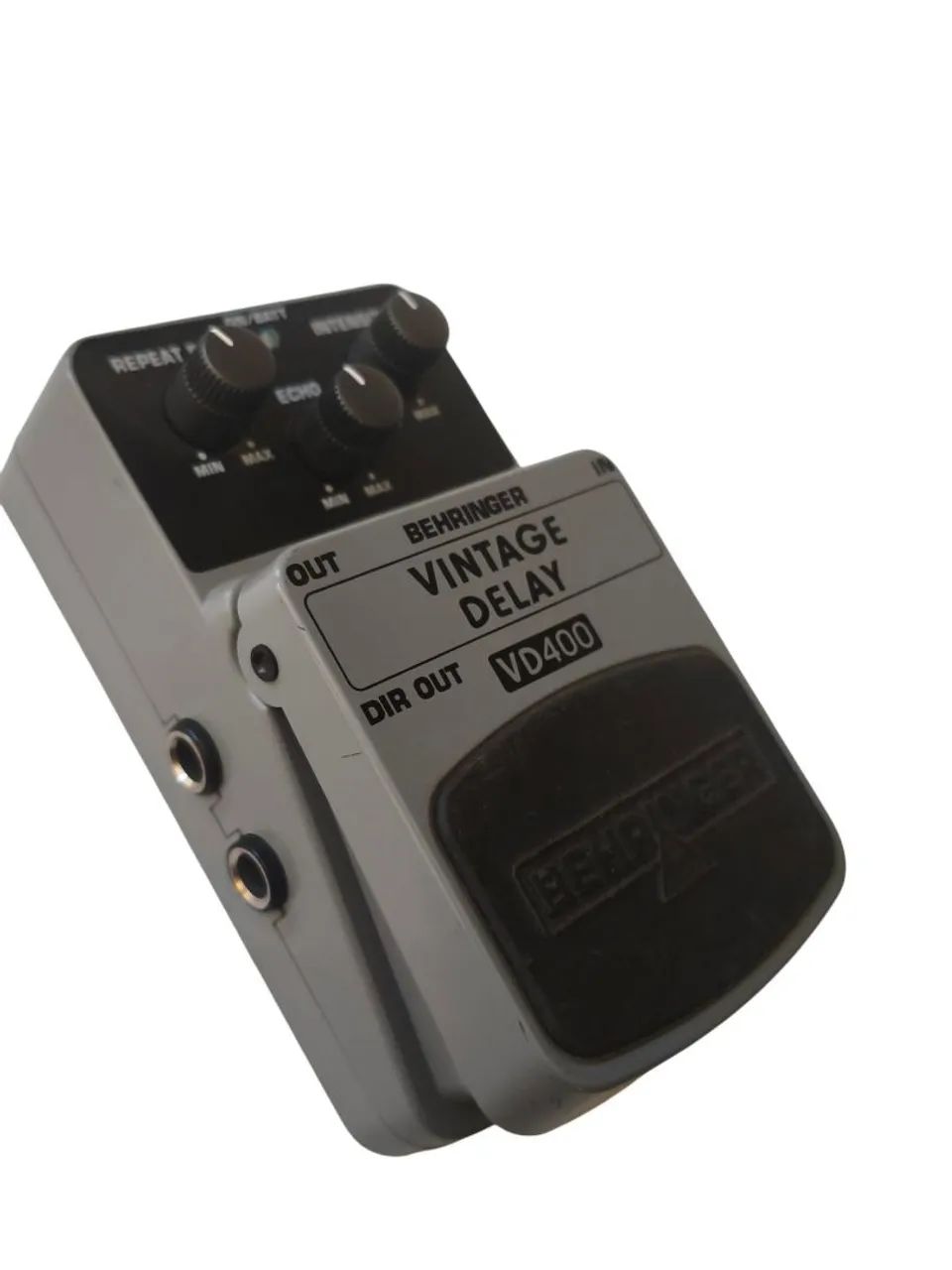 Pedal Behringer Vintage Delay Vd400