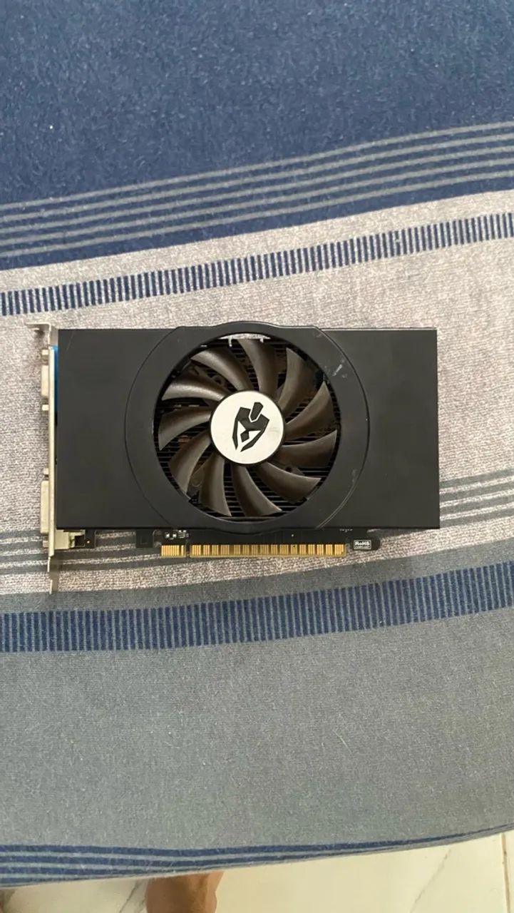 Placa de Vídeo GTX 730 2gb DDR3 - Foto 3