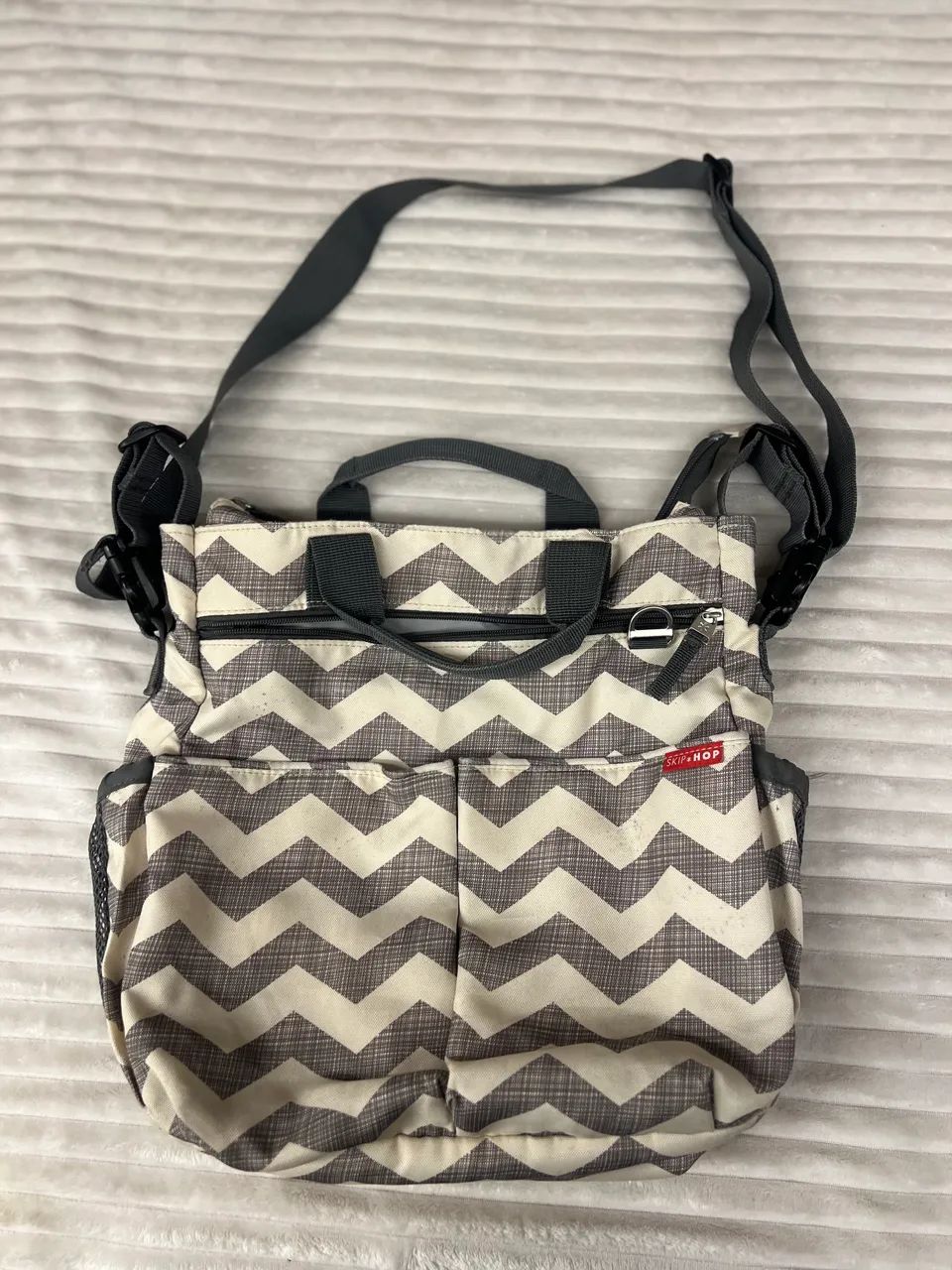 Bolsa Maternidade Skip Hop com Bolso