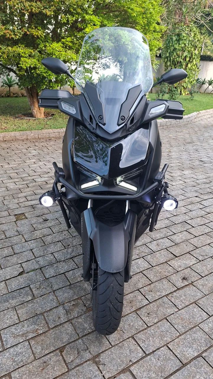 XMax 250 Connected 2025 - Foto 2