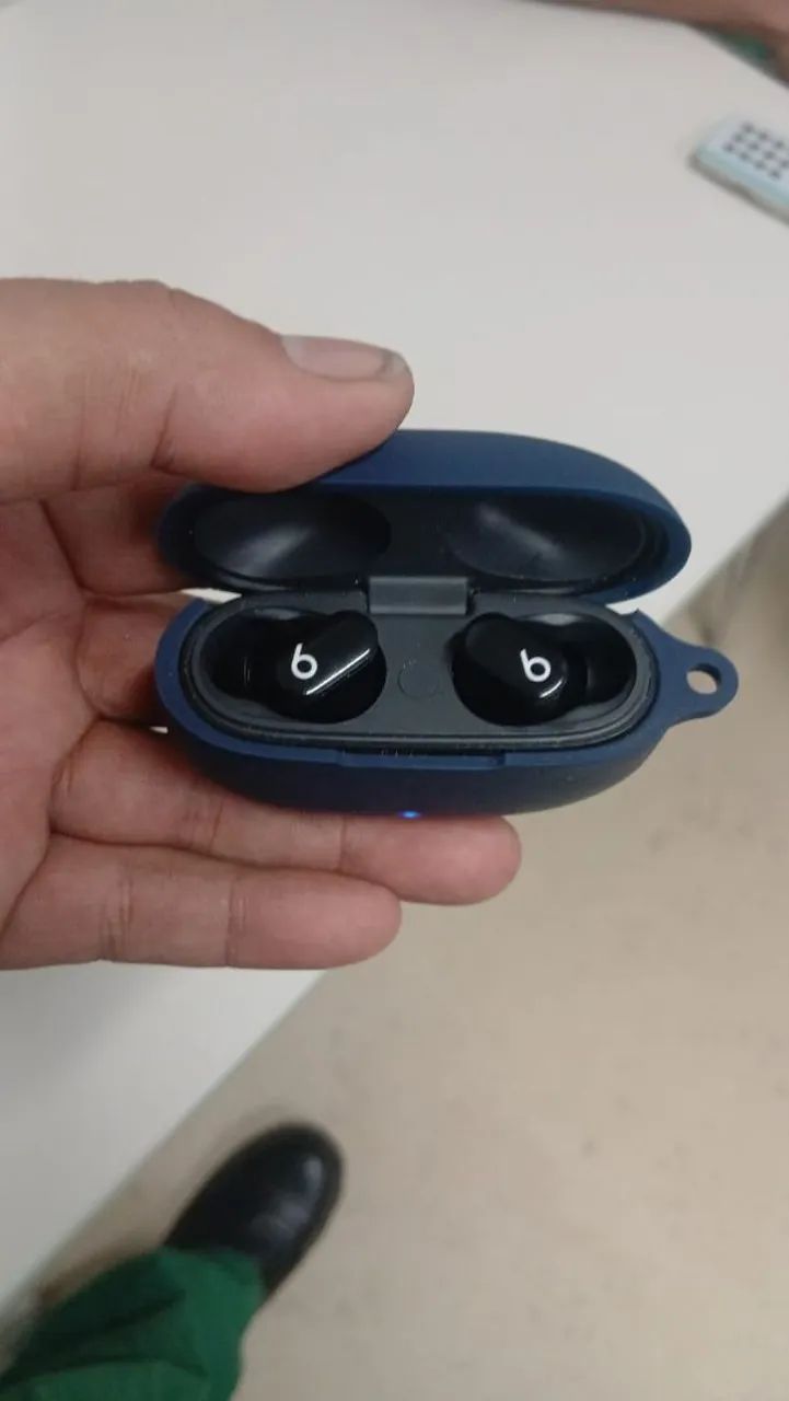 Fone Beats Studio buds - Foto 3