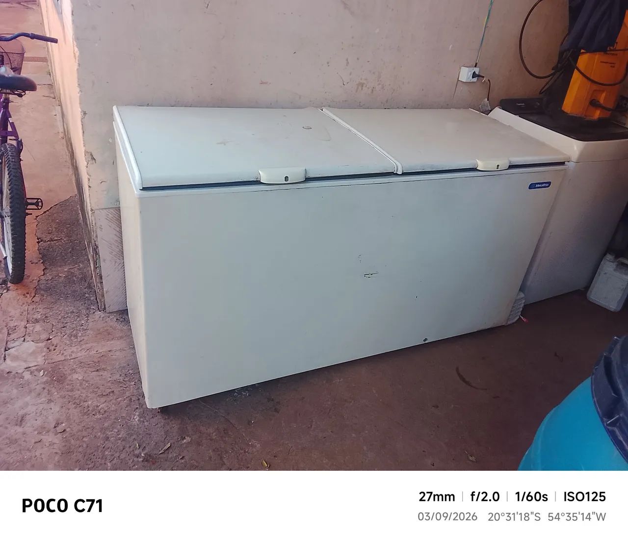 Vendo freezer duas tampas 