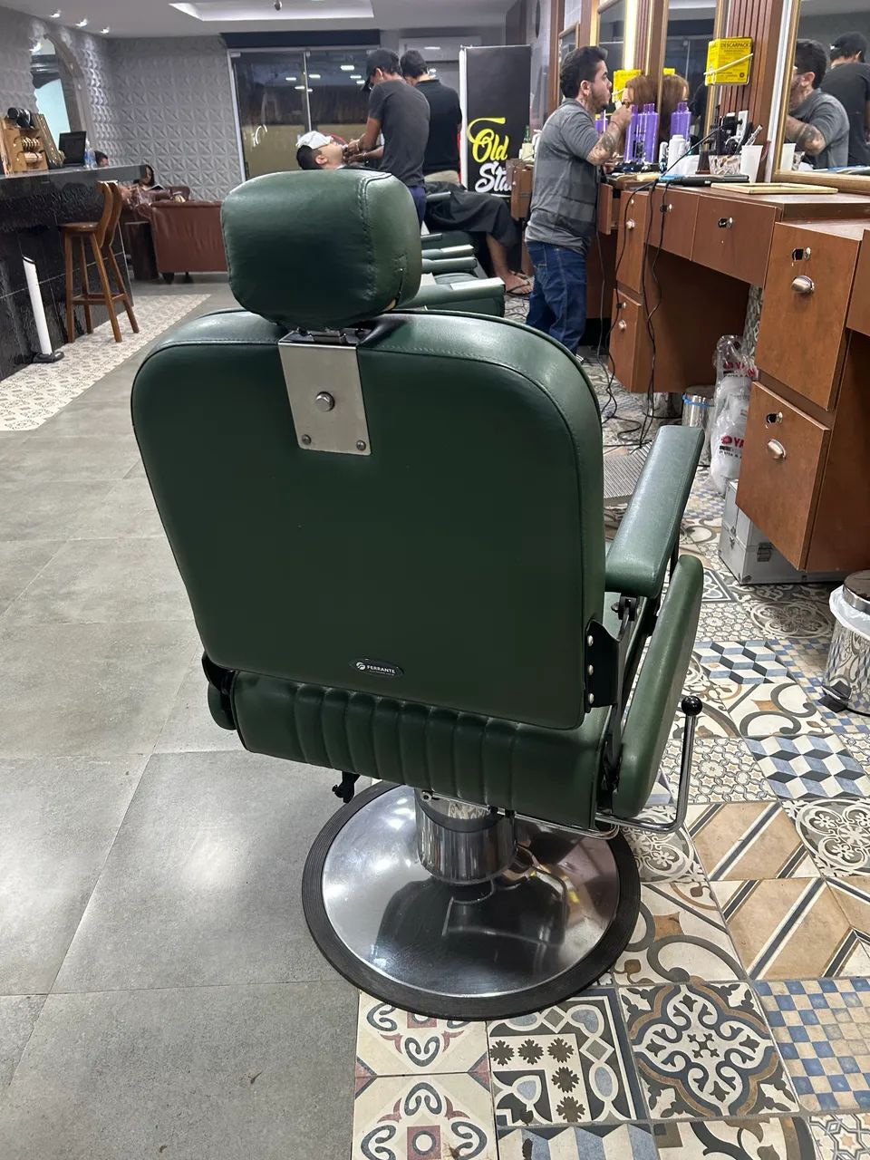 Cadeira de barbearia  - Foto 2