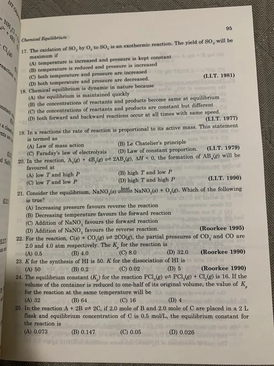 livro iit objective chemistry 9th edition - Foto 3
