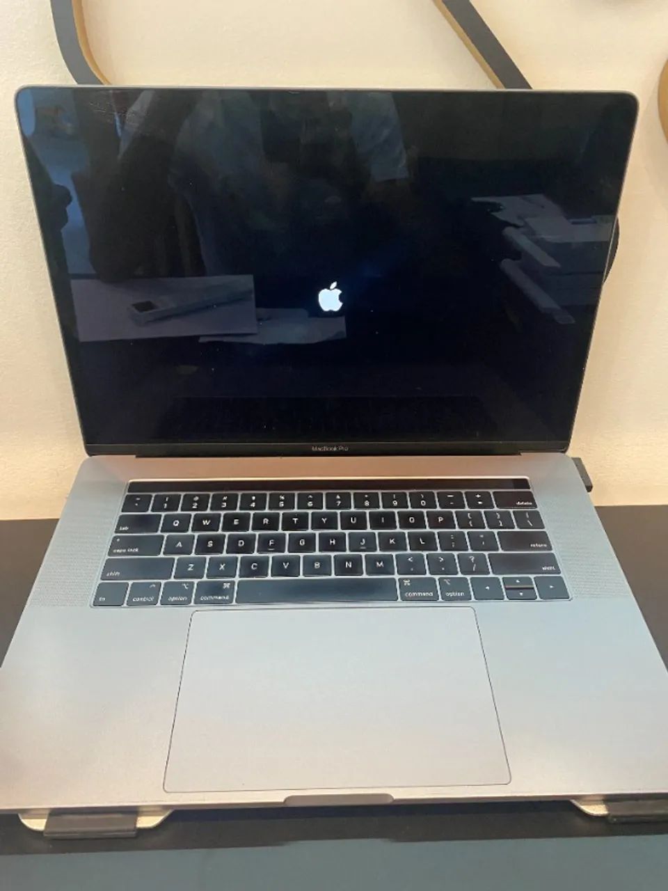 Macbook Pro 2019 i9 32Gb 512Gb SSD touch bar