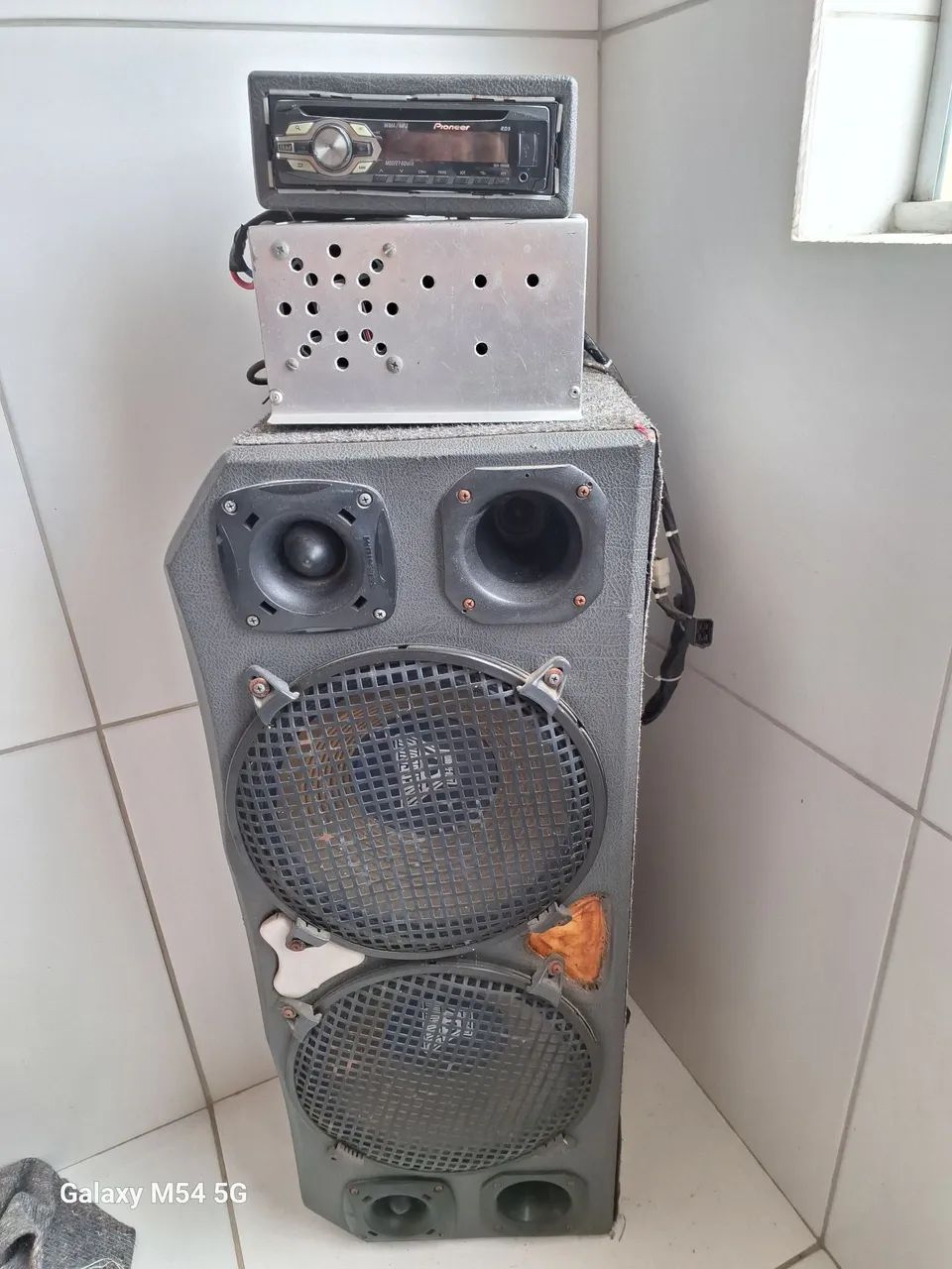 Caixa som automotivo para mala com fonte - Foto 2