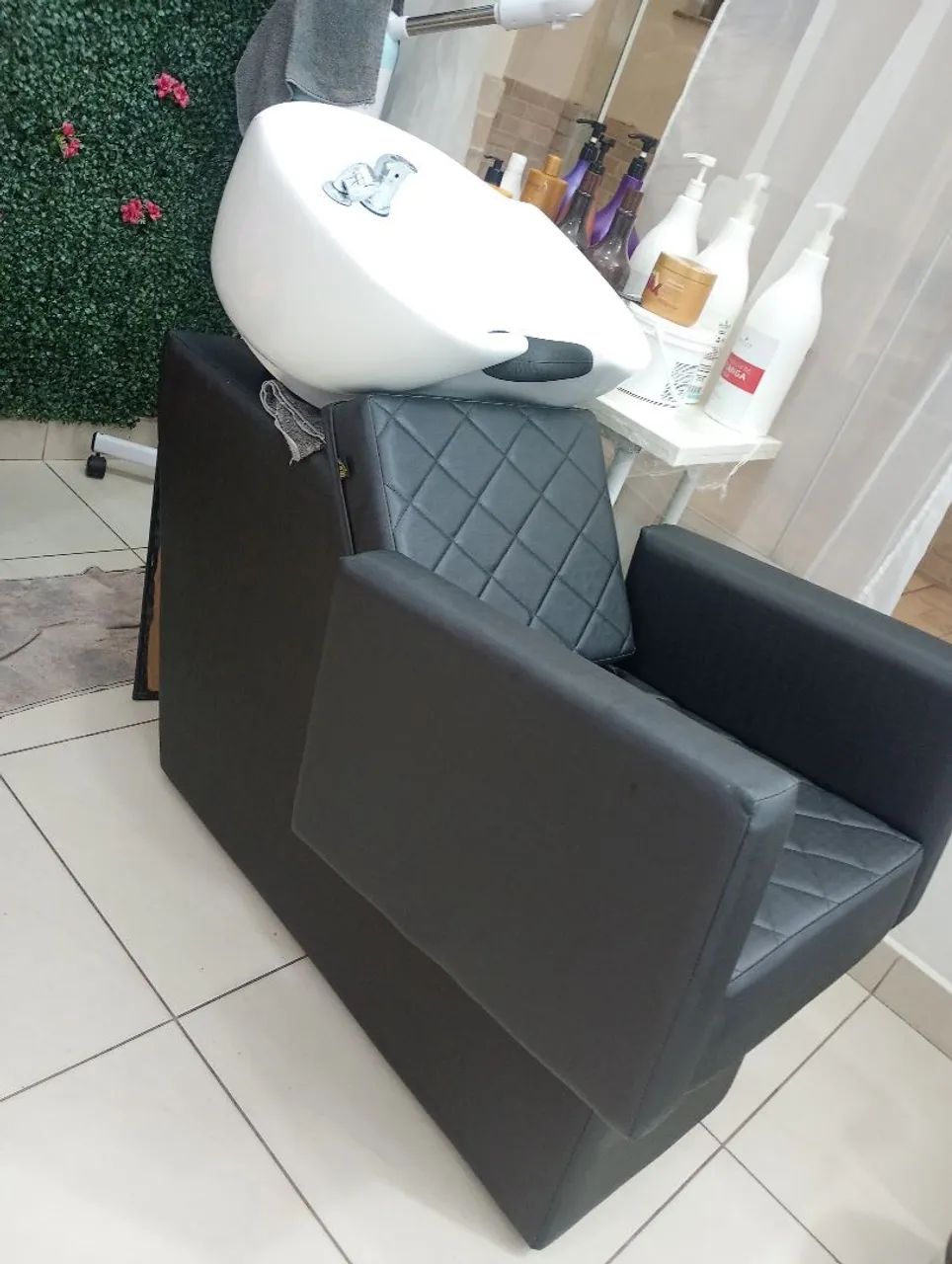 Vendo um lavatório kit com a cadeira parcela no cartão - Foto 2