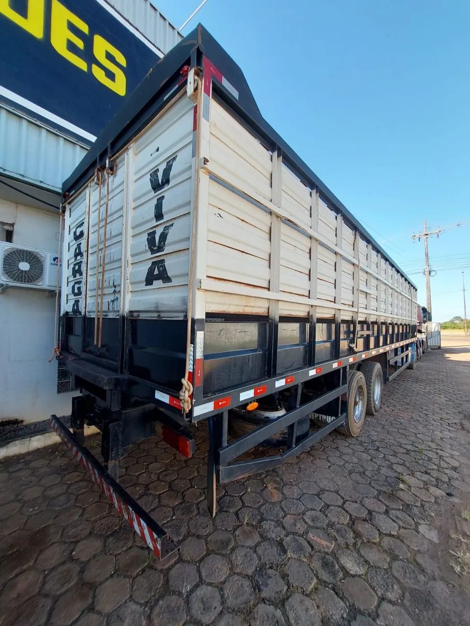 TECTOR 240E22 ATTACK 6x2  - Foto 5