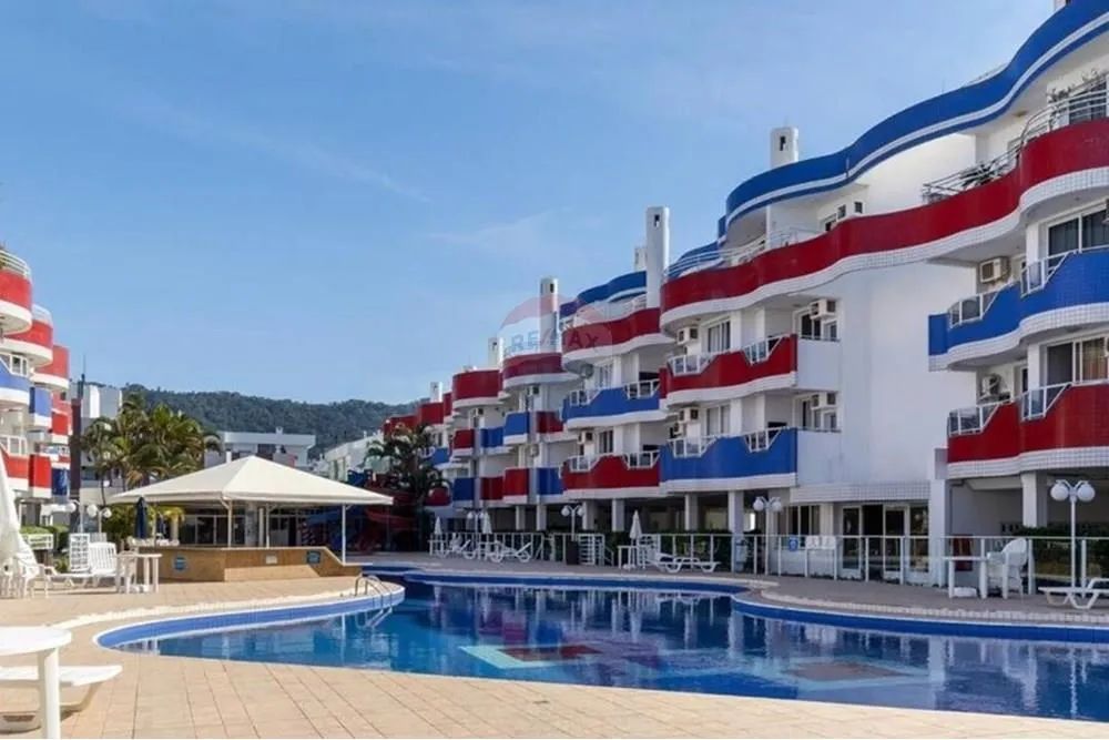 Dias de Sol e Mar Apto com Vista Lateral e com Piscina no Holiday - Foto 18