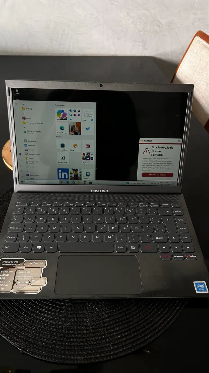 Notebook Positivo Motion Gray Q4128C-S - Leve, rápido e ideal para estudos/trabalho