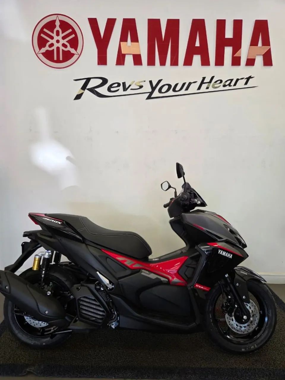 YAMAHA AEROX 160 CONNECTED 2026